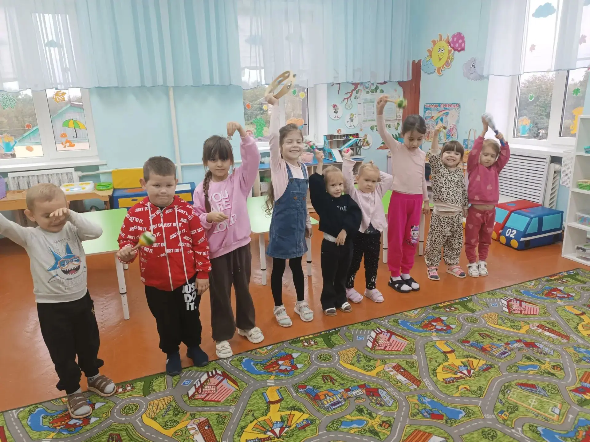 В честь Международного дня музыки с ребятами провели беседу! 🎶 Дети узнали, что музыка...