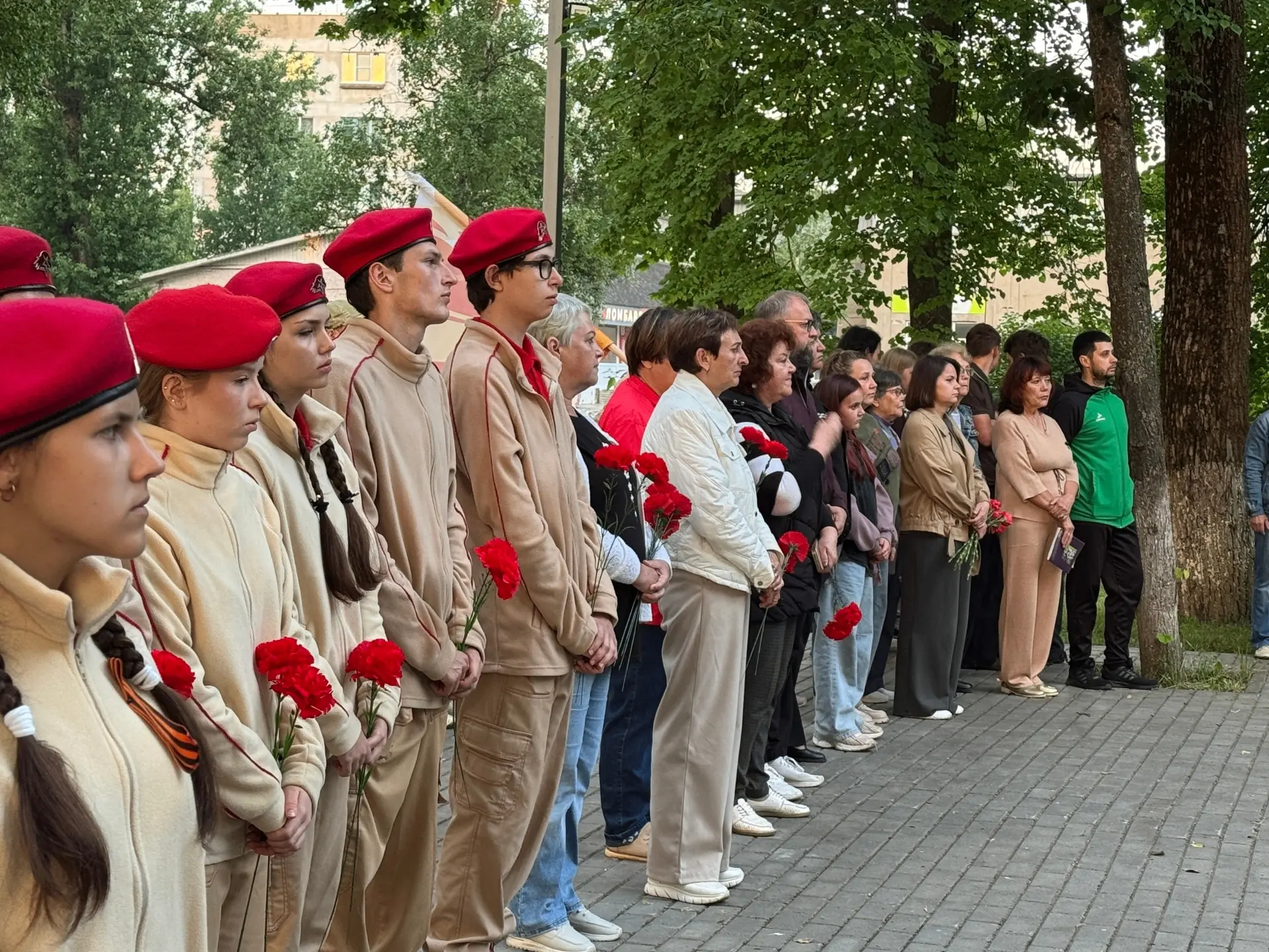 В 4 часа утра 22 июня 1941 года, без объявления войны, фашистская Германия обрушила удар на советски