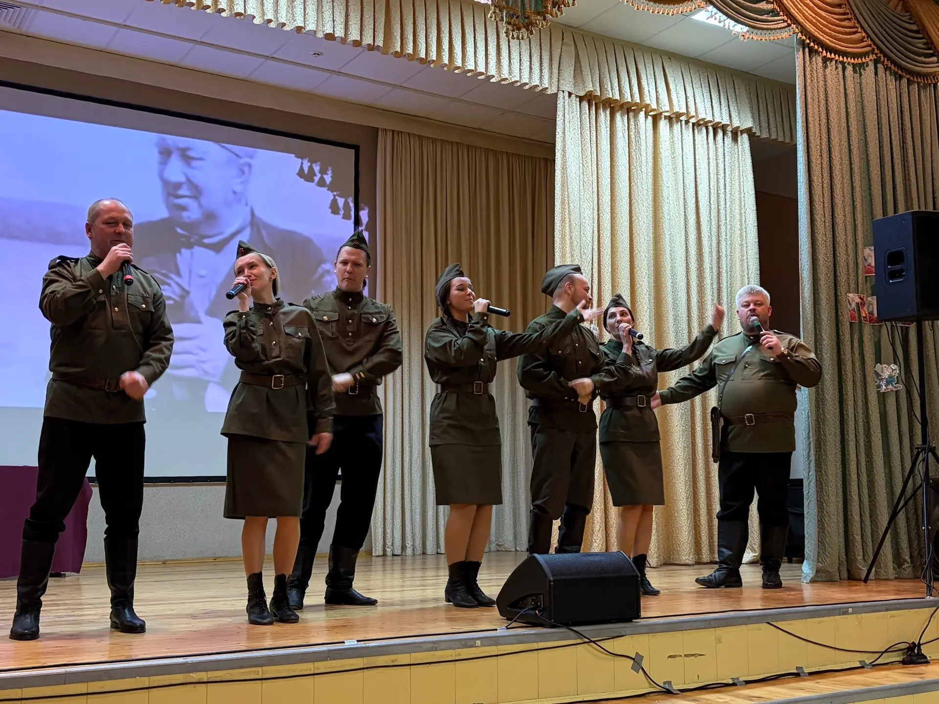 🕊️ 29 апреля нашу школу посетил Центр культурного развития «Молодежный»  В этот день в стенах школы 