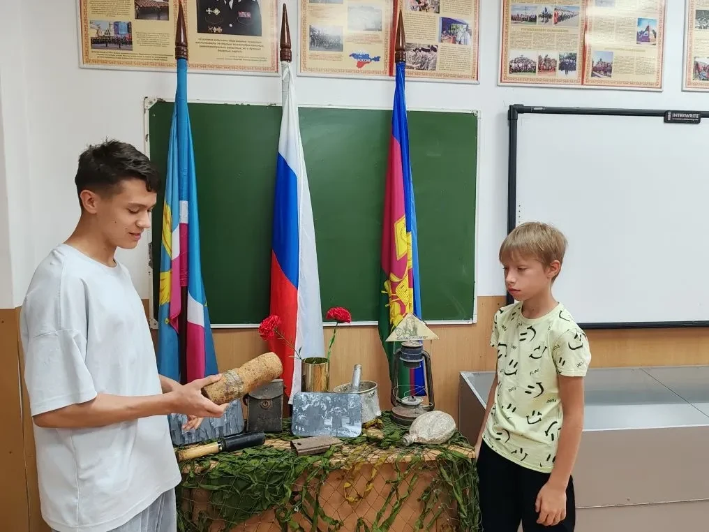 🕯Память сильнее времени
📌В преддверии памятной даты в нашей школе прошло мероприятие, посвящённое 