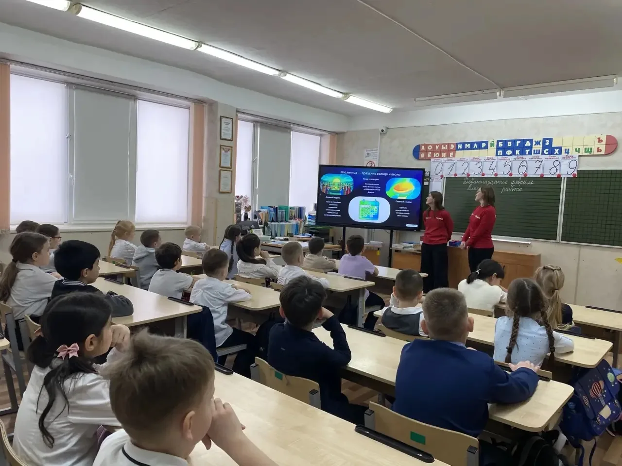 «Семейные традиции: рецепт нашего блина» в 1А классе  Масленица – один из самых любимых, веселых и м