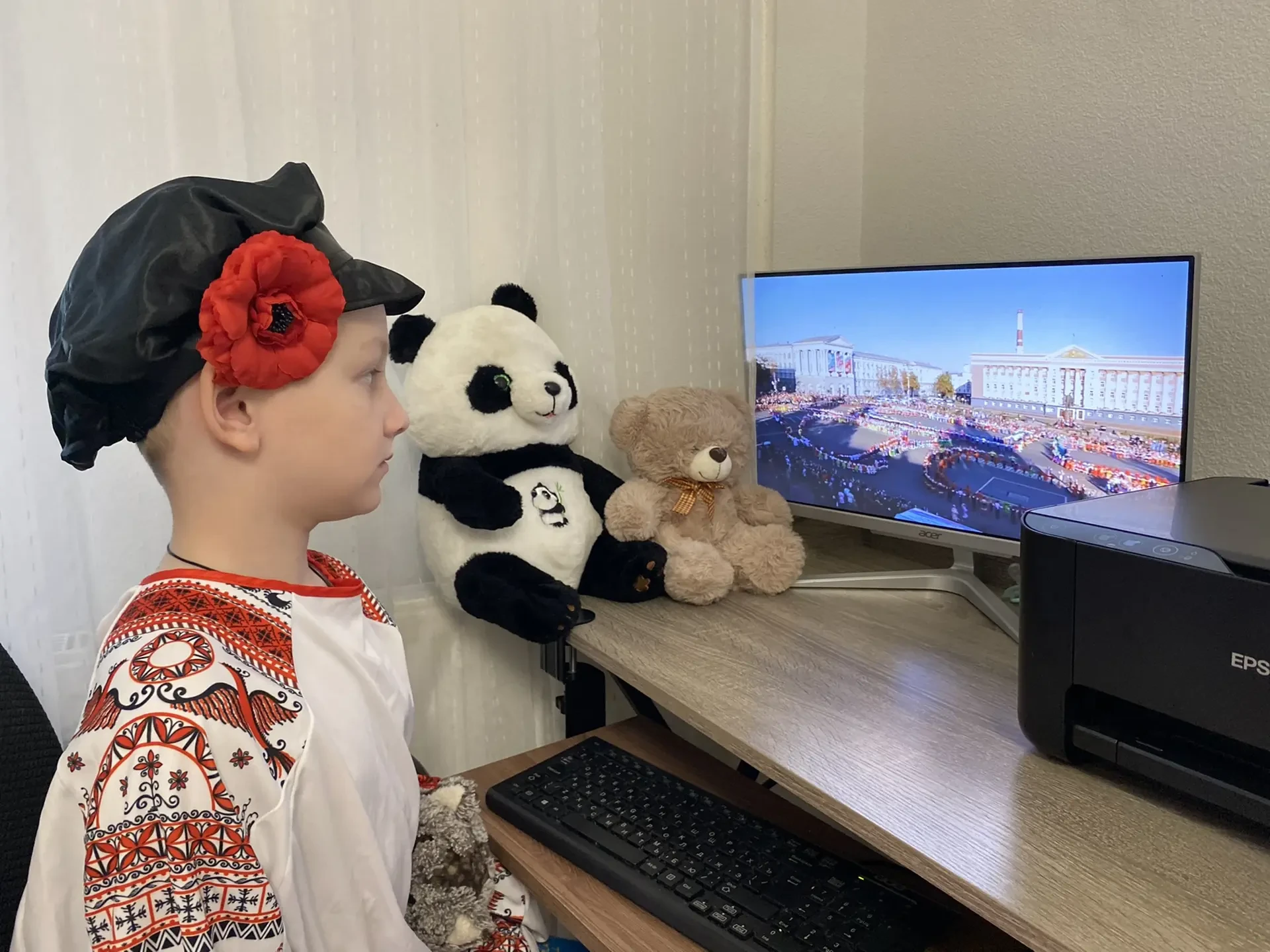 Обучающиеся по программе «Мир курского фольклора» не сидят на месте — они смело путешествуют по стра