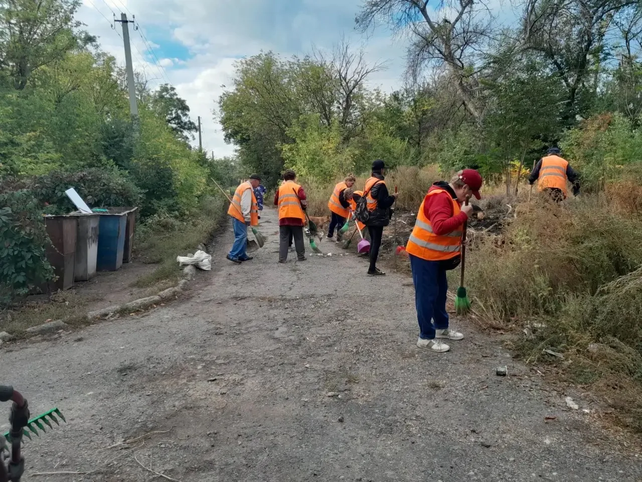 Сегодня (26.09.2026) в Центрально-Городском внутригородском районе продолжаются работы ...