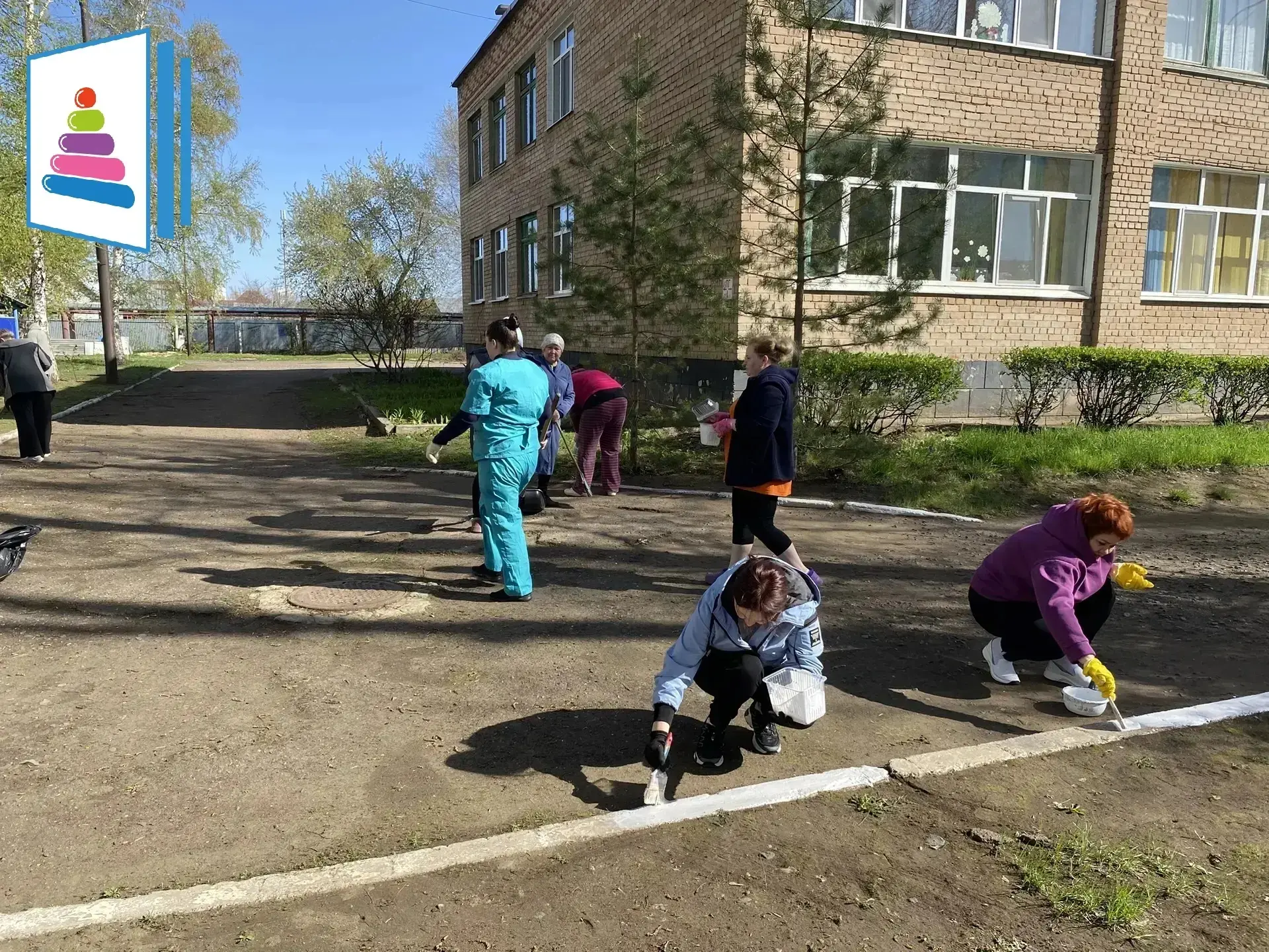 🧹 Субботники в детском саду: дружно наводим порядок!
