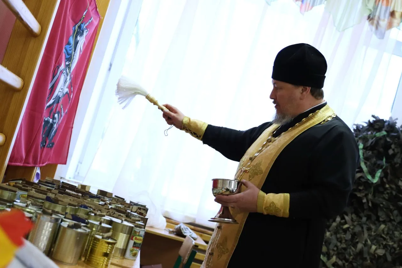 Военно-патриотический клуб «Витязь»  посетил настоятель Подворья Патриарха Московского ...
