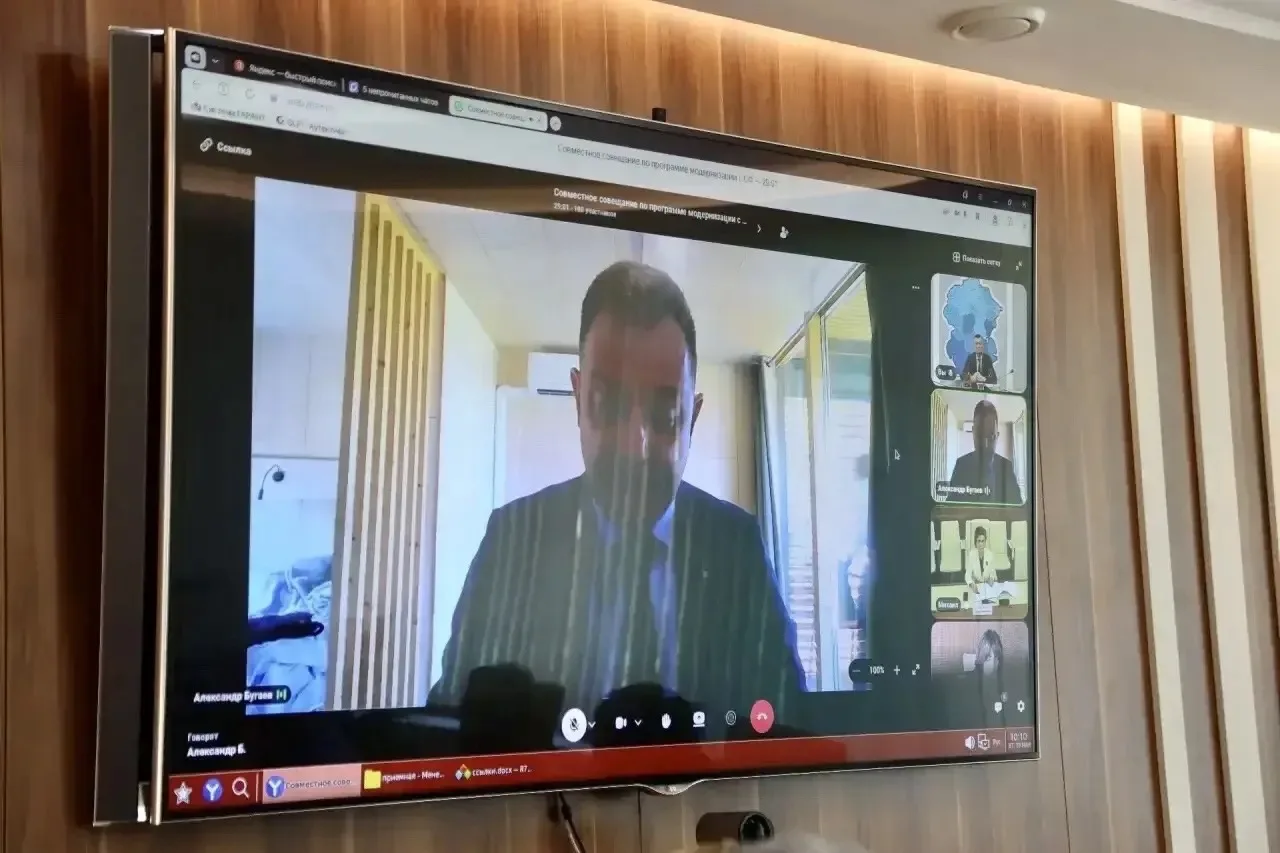 Дмитрий Захаров:  Принял участие в совещании с Галиной Кареловой, первым заместителем председателя к
