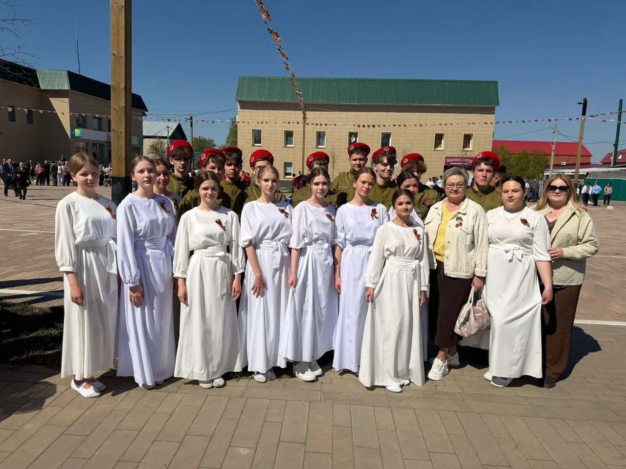 ✨ Вальс Победы — память, которая живёт в наших сердцах ✨

Сегодня ученики нашей школы приняли участи