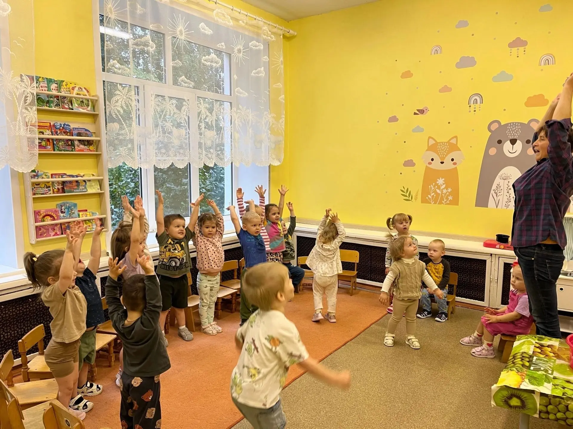 Появились они  высоко в небе ☁️ Собрались все вместе в тучку и пролились дождём 🌨️ на ...