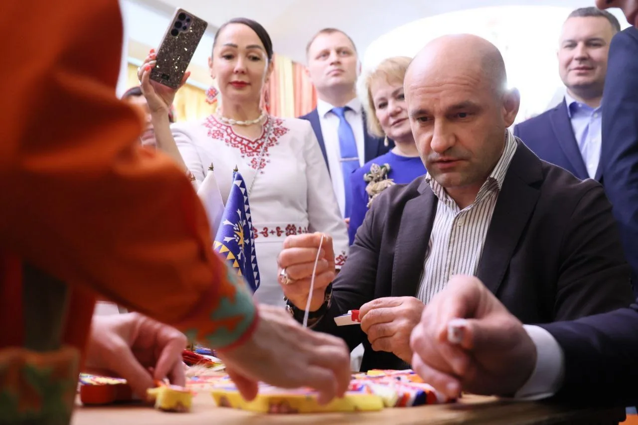 🎭 Урал – это край талантливых людей и мощный центр искусств. Поздравляю всех работников культуры с п