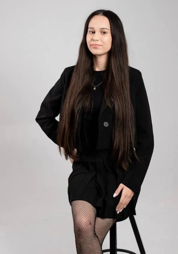 Марантиди Ника, учащаяся 11 А класса МБОУ СОШ №2 им. Н. С. Лопатина, 95 баллов по химии.