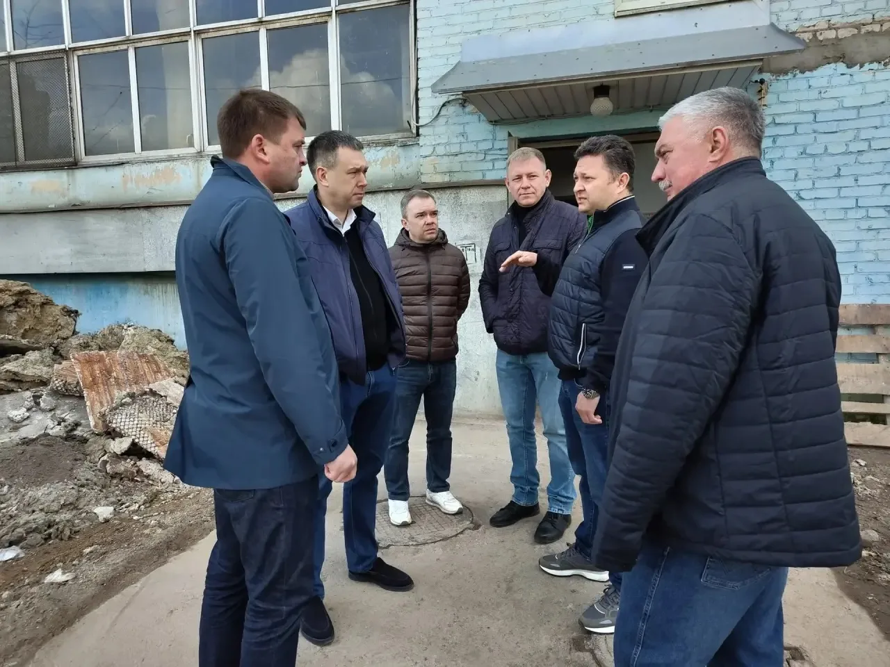 Совместно с главой города Константином Кравцовым, заместителем главы Максимом Новиковым...