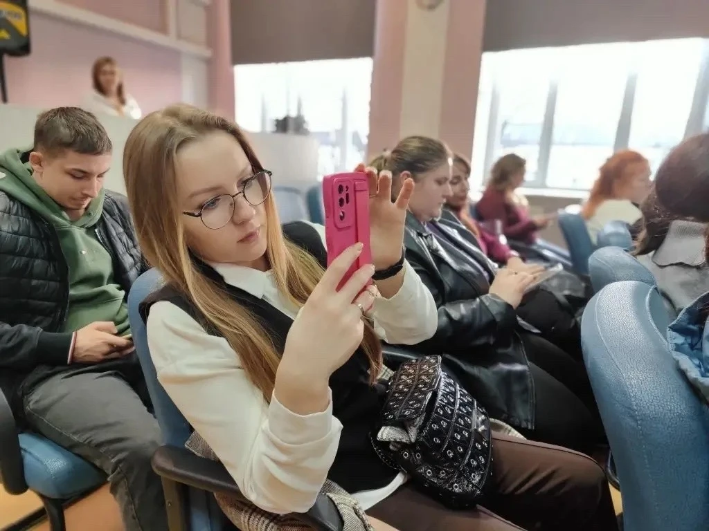 📢 В Центральном районе прошло важное профилактическое мероприятие  На базе МАОУ СОШ № 43 Калининград