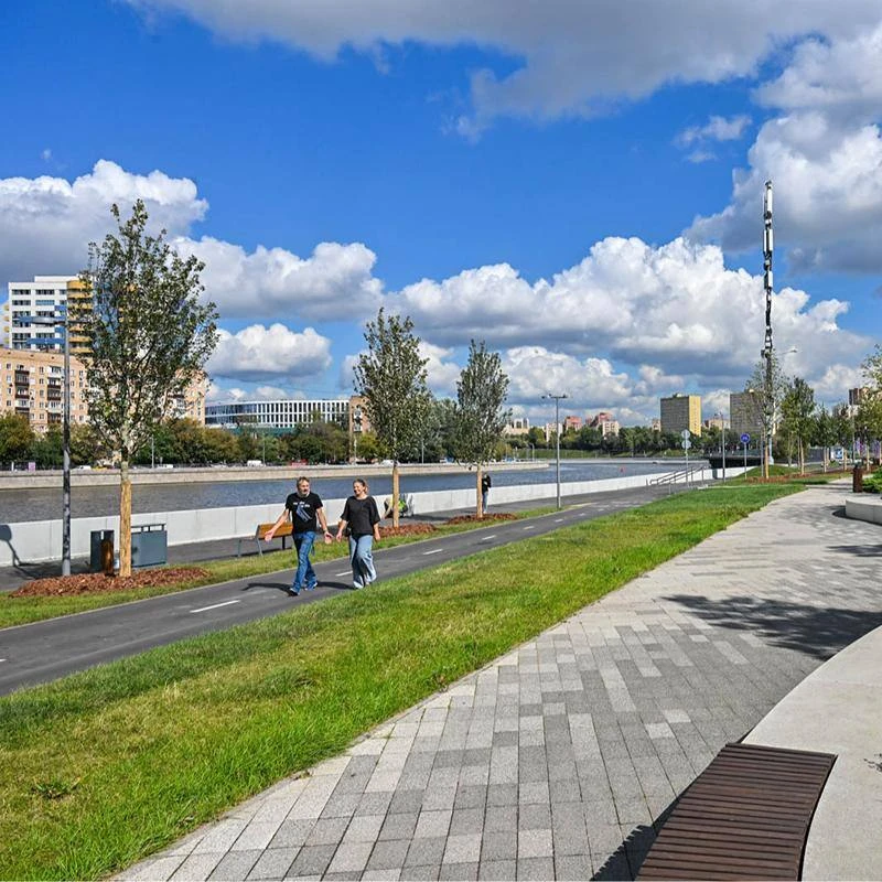 🏗 На верхнем уровне Крутицкой набережной благоустроят пешеходную зону. Проектом предус...