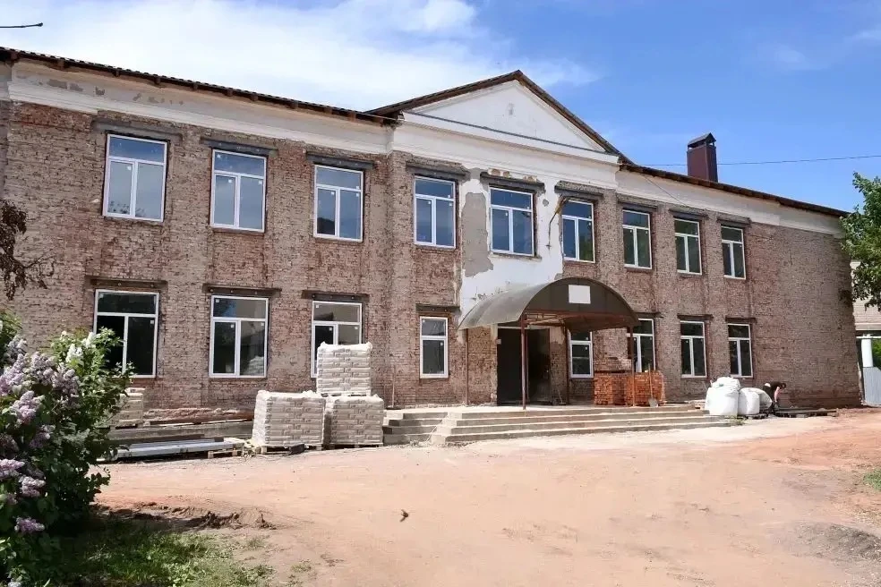 🎒Глава Оренбурга оценил ход ремонтных работ в начальном корпусе лицея №1   #Про_Общество  О результа