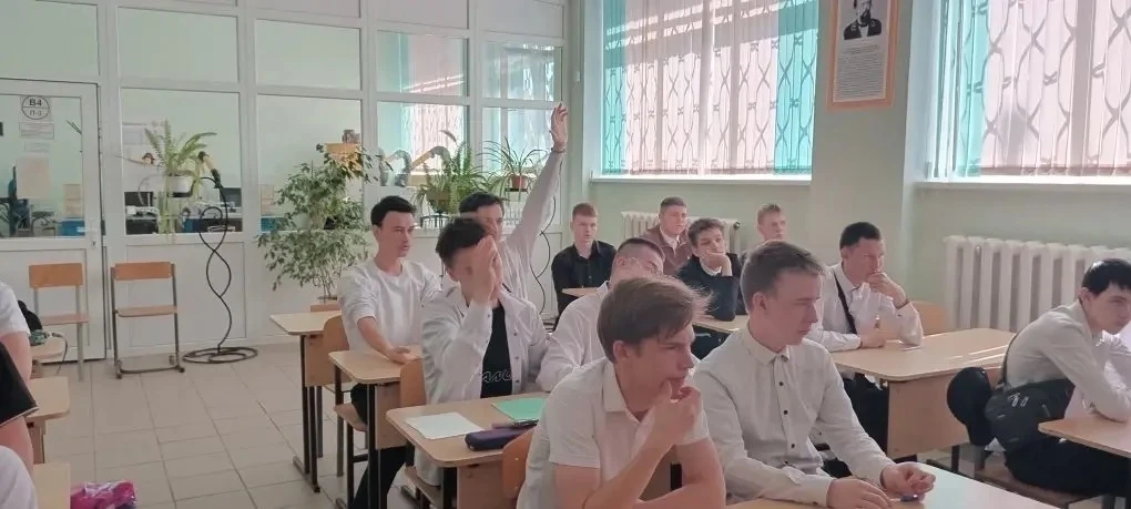 День сварщика в России
В колледже прошёл традиционный профессиональный конкурс «Сварог» для выпускни