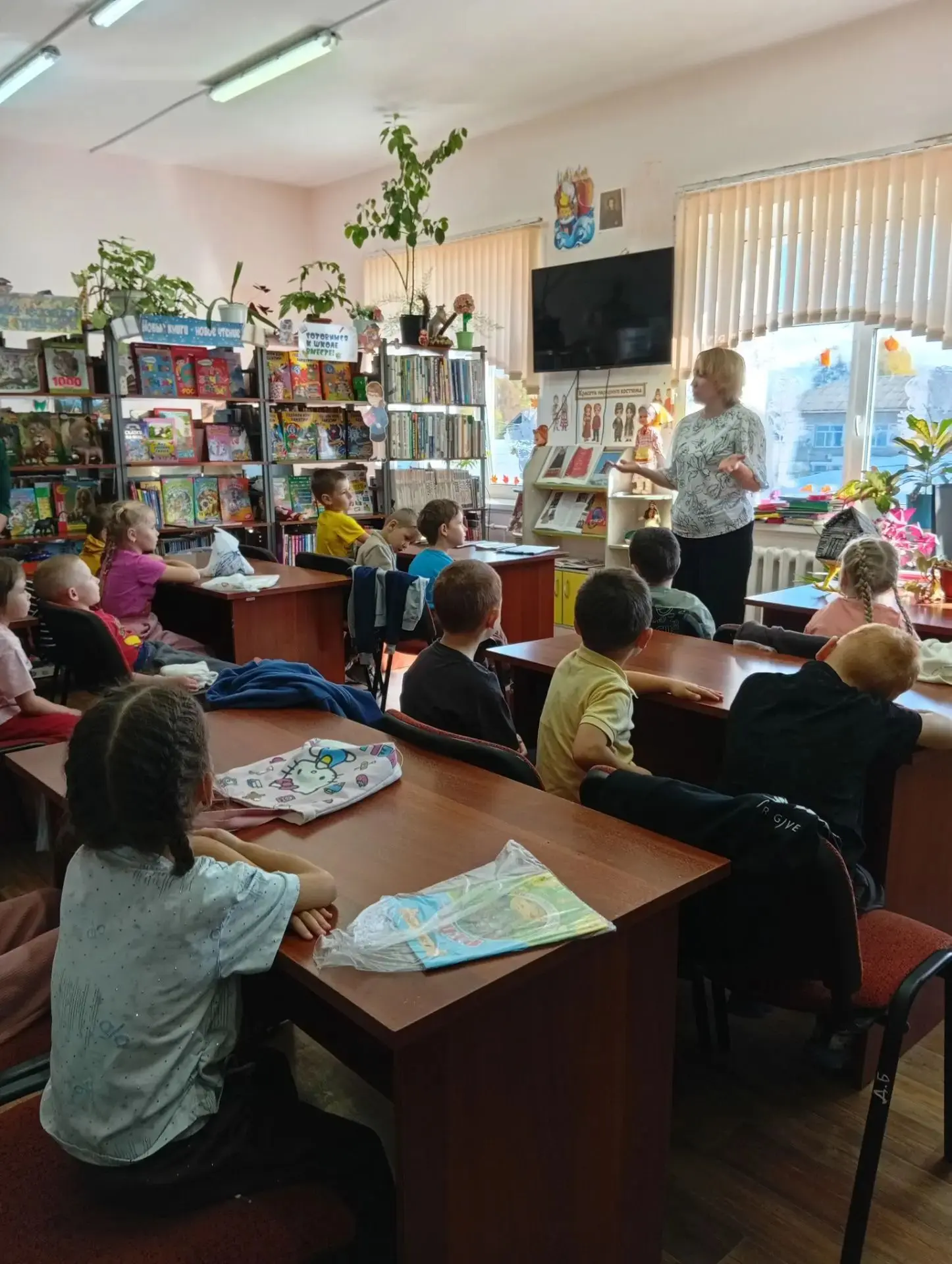 В рамках тематической недели "Все профессии важны- все профессии нужны" дети  старшей г...