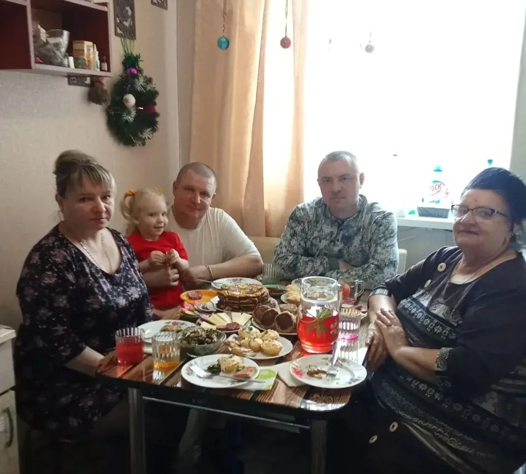 📸 Онлайн-фестиваль семейных фотографий 
" Счастье в объективе" 
Семья Малых