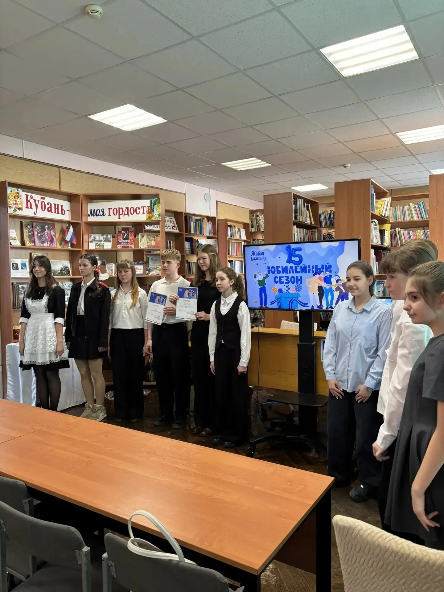 Ученица 8 б класса Буняева Мирослава - победитель районного этапа Всероссийского конкурса чтецов "Жи