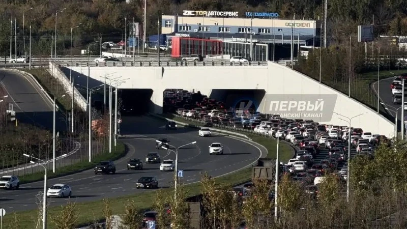 🚗 На Вознесенском тракте образовалась пробка длиной около 4 км