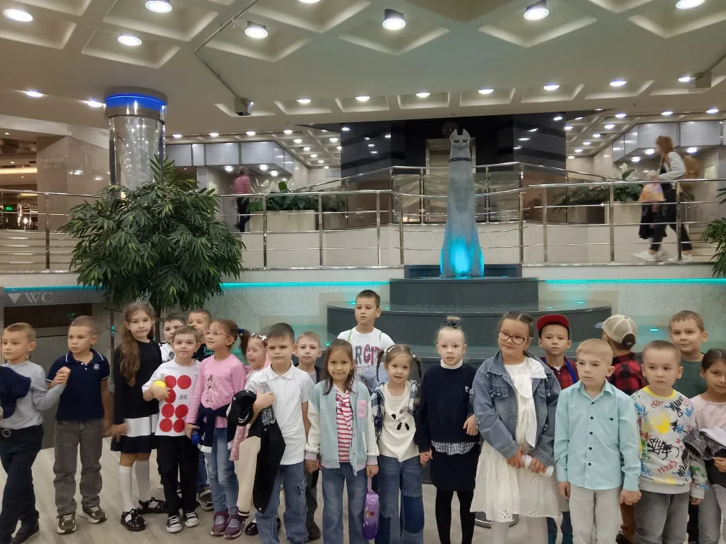 🎉 Поздравляем ребят, впервые переступивших школьный порог, с Днём первоклассника! 🎉