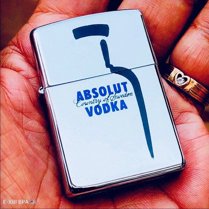 Zippo "Absolut Vodka".