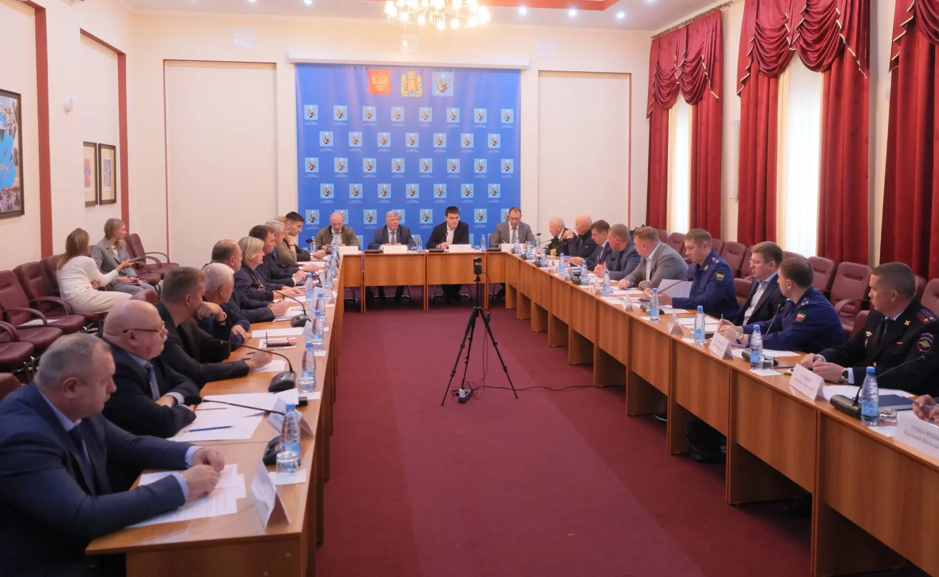 В Дудинке прошло первое заседание краевого Морского совета