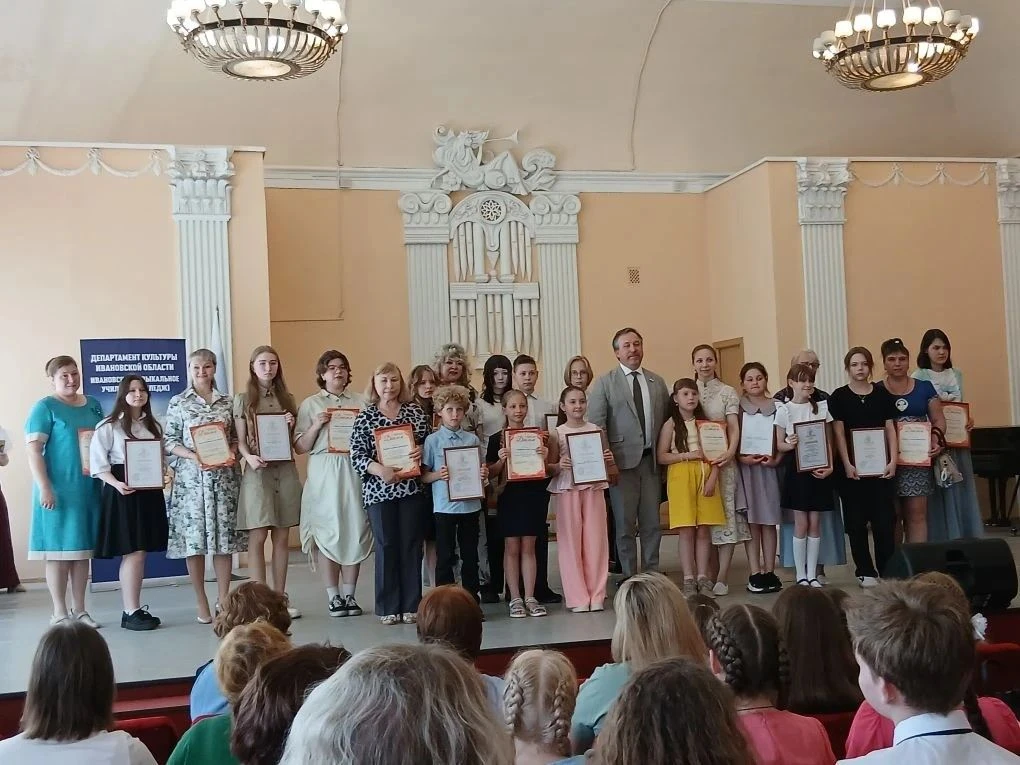 В Иванове подвели итоги  XXV Областного фестиваля "Светлый праздник". Он посвящен одном...