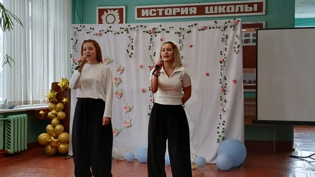 Праздничный концерт ко Дню 8 Марта В школе состоялось мероприятие, посвященное Международному женско