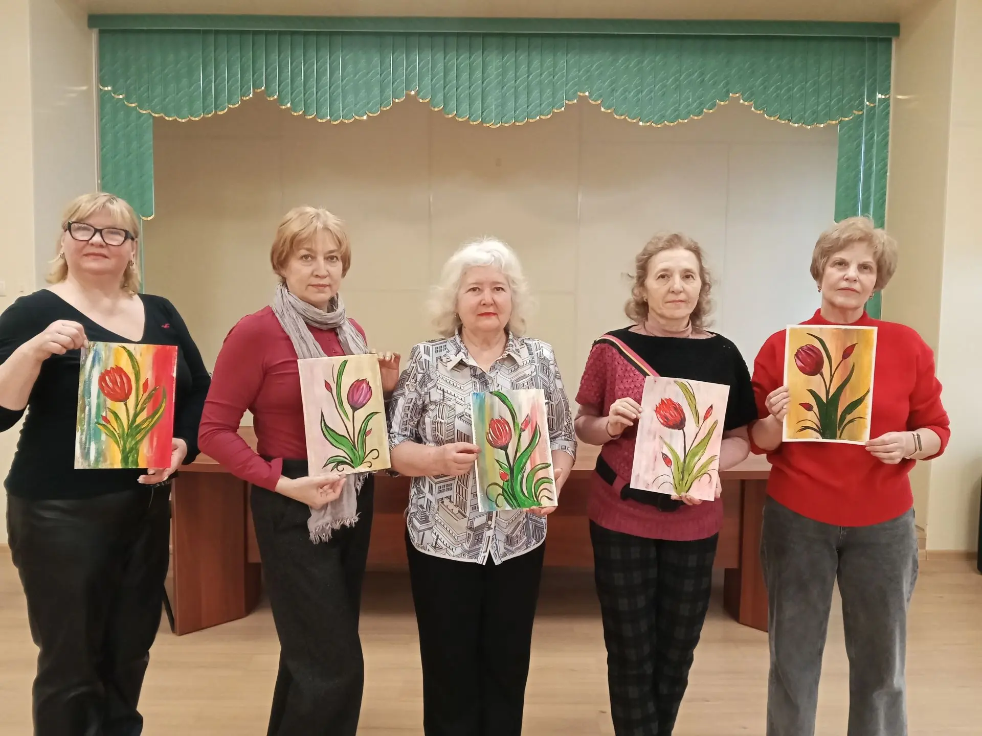 🍎Участники проекта «Курское долголетие» г. Курска вновь погрузились в мир творчества. На занятиях по
