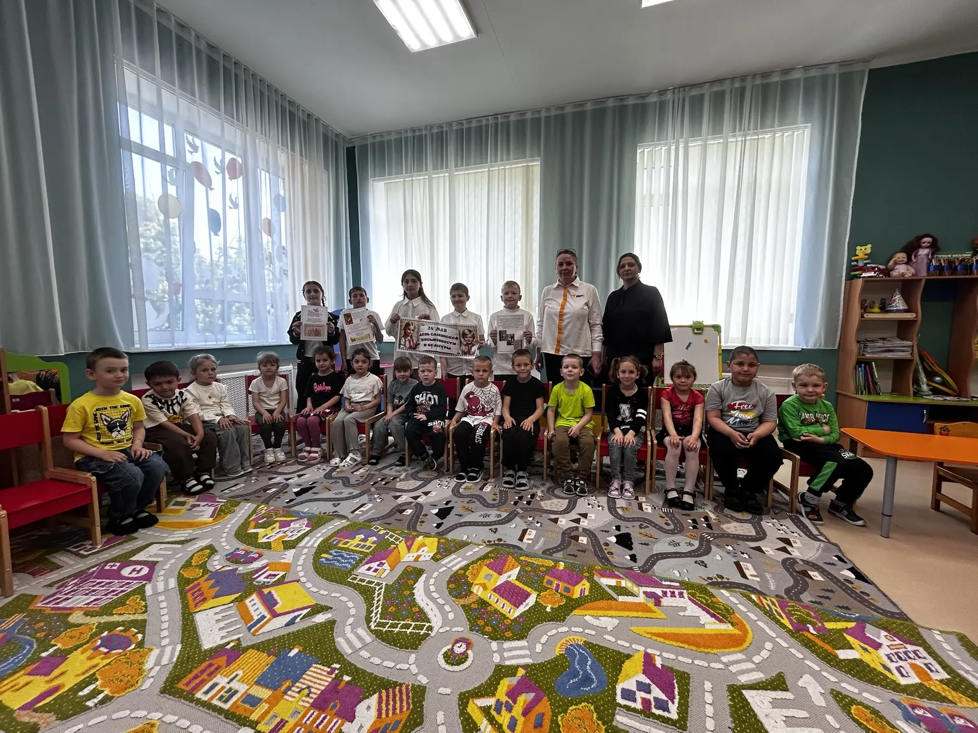 «Орлята России» заглянули в гости к малышам! 🦅👦🏼👧🏼