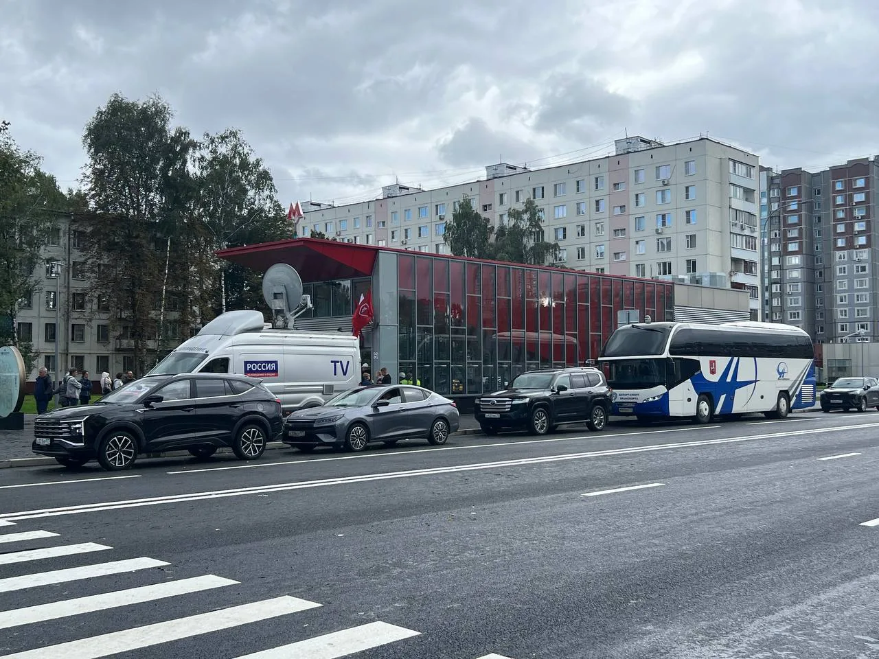 🚇 Метро «Народное ополчение» прямо сейчас!