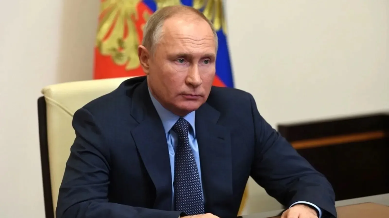 ✅ Владимир Путин назвал дату проведения выборов в Госдуму

Владимир Путин подписал указ о проведении