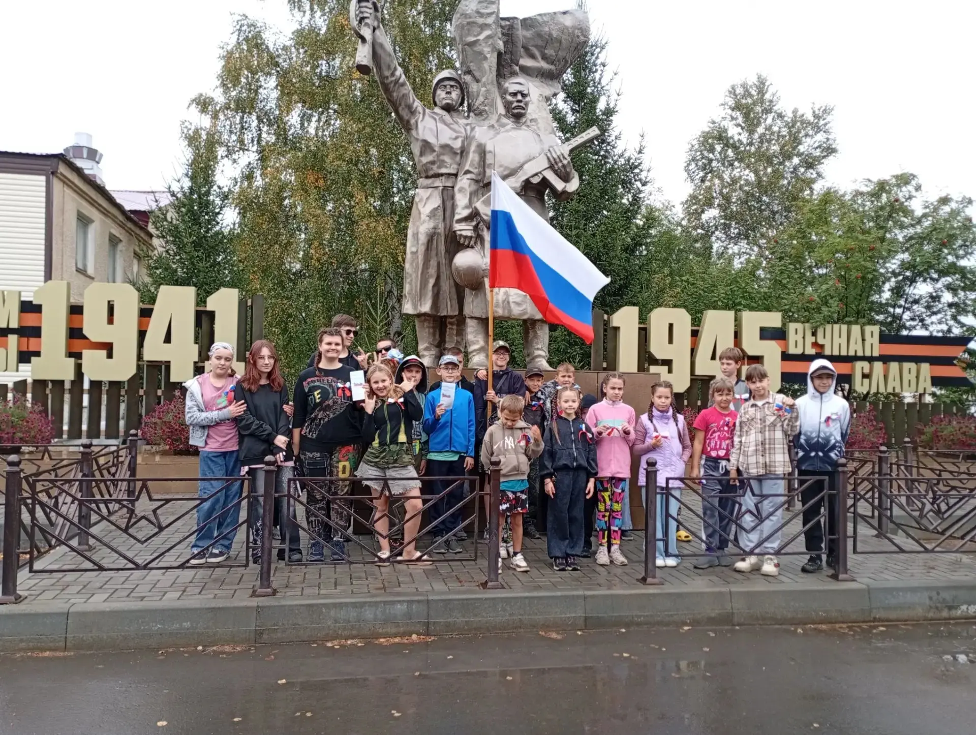 Участники художественной самодеятельности клуба "Рудничный" присоединились к региональн...