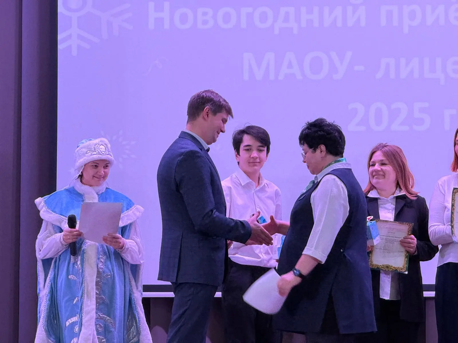 🎉👏🏻В Лицее 173 прошёл торжественный Приём Директора!  Вчера в стенах нашего Лицея 173 царила особая 