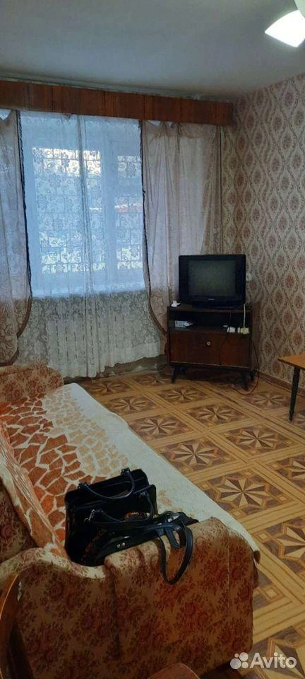 Сдам без посредников: 1-комнатная квартира, 30м²