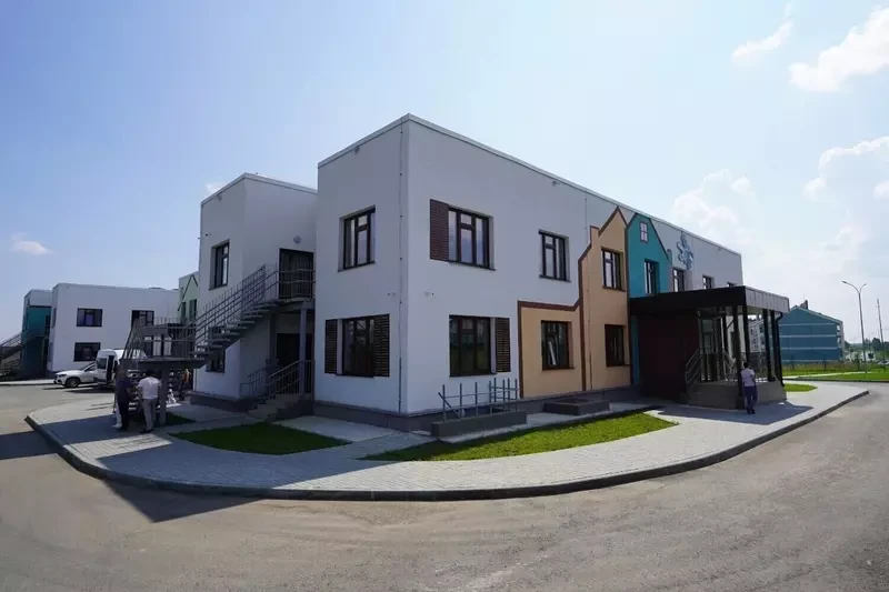 В челябинском микрорайоне Белый хутор начал работать новый детский сад 

В начале июля в детском сад