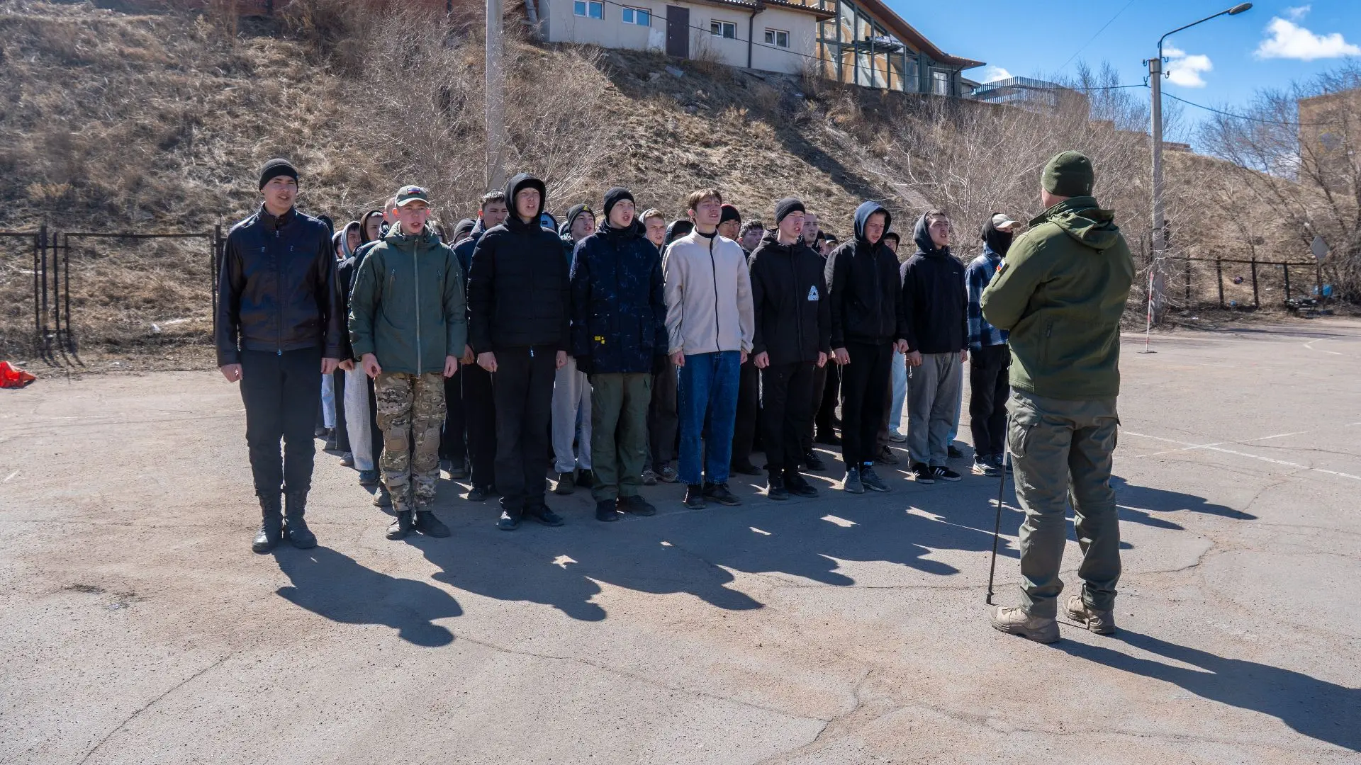 👥 Курсанты Центра «ВОИН» готовятся к Параду Победы