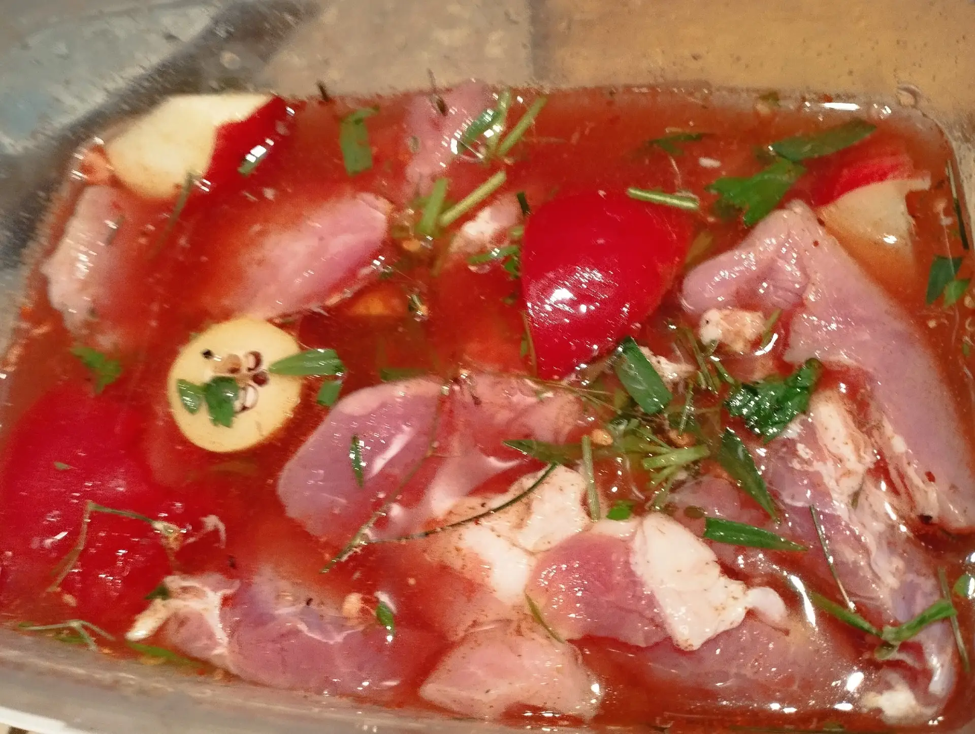 🍅 АВГУСТОВСКИЙ ВЗРЫВ ВКУСА: Идеальный фруктово-овощной маринад для свинины! 🍖🌿