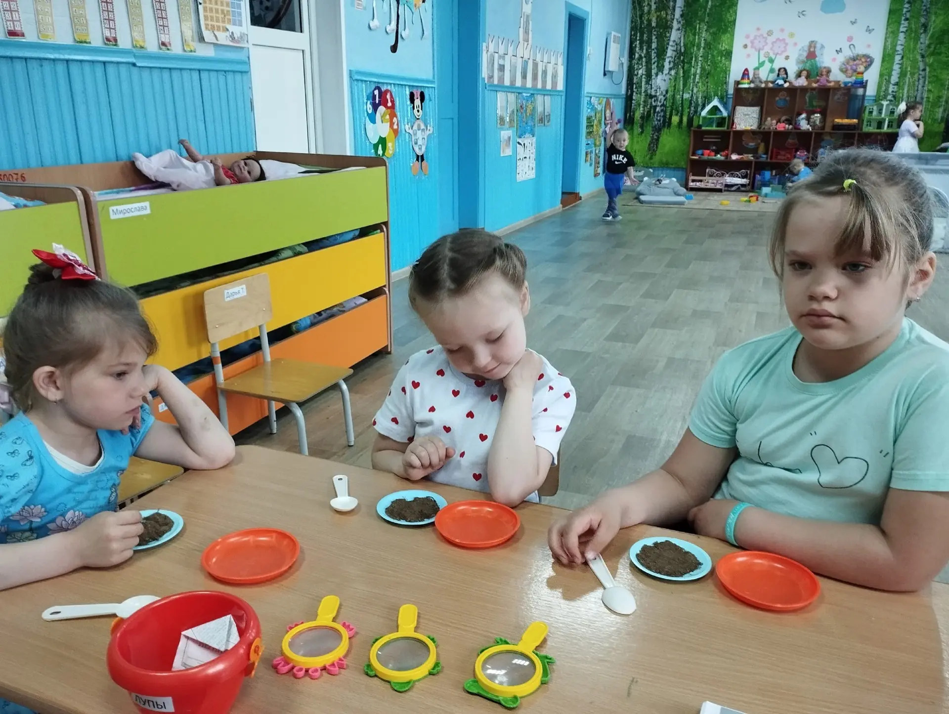 "Природный материал-песок,камни, глина" На занятии по ознакомлению с окружающим миром у детей старше