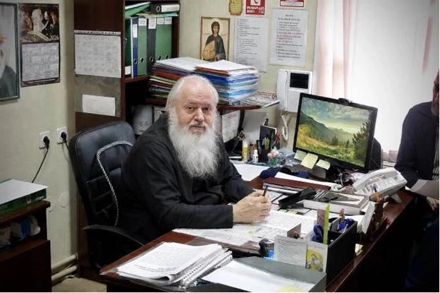 Кадровый офицер, практикующий хирург, а затем — священник. Протоиерей Сергий Филимонов ...