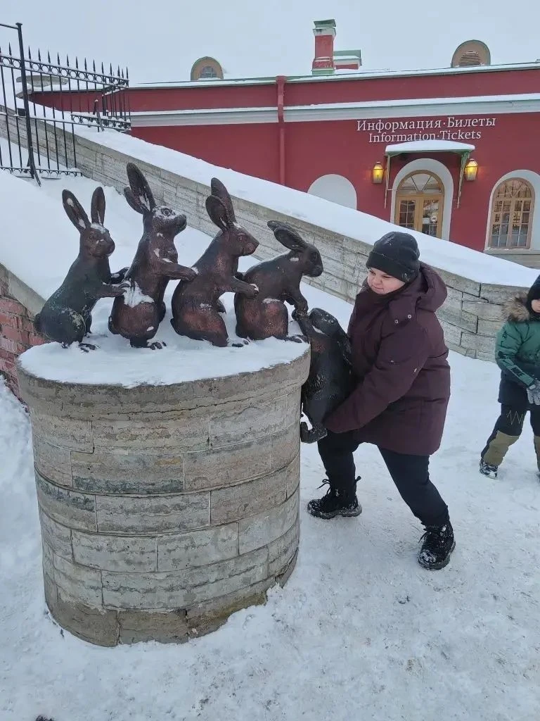 Горнолыжка и коньки, посещение музеев и монастыря, загородный отдых и уютные вечера, ватрушки и расч