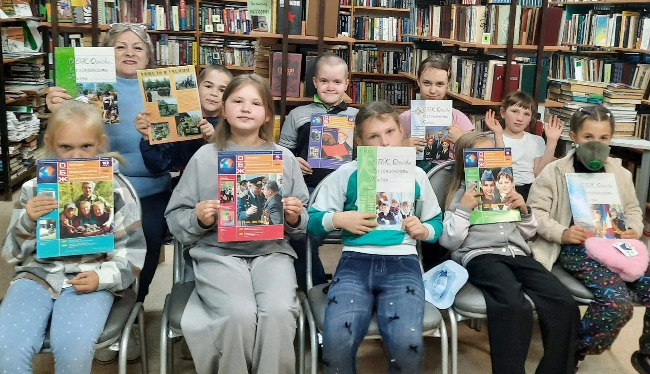 Чтобы уберечь ребенка от несчастных случаев в различных ситуациях необходимо научить ег...