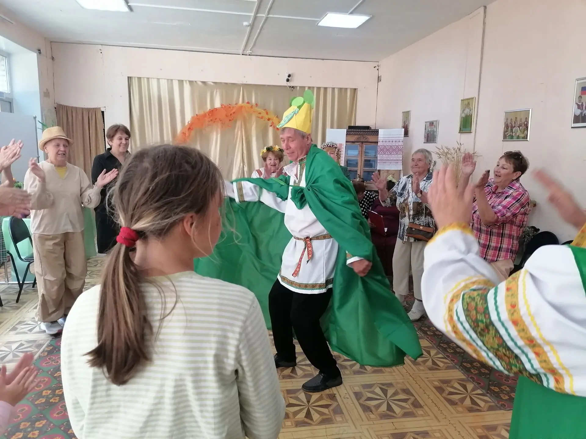 В Ланьшинском Доме культуры прошел праздник урожая «Щедрый август» — событие, которое о...