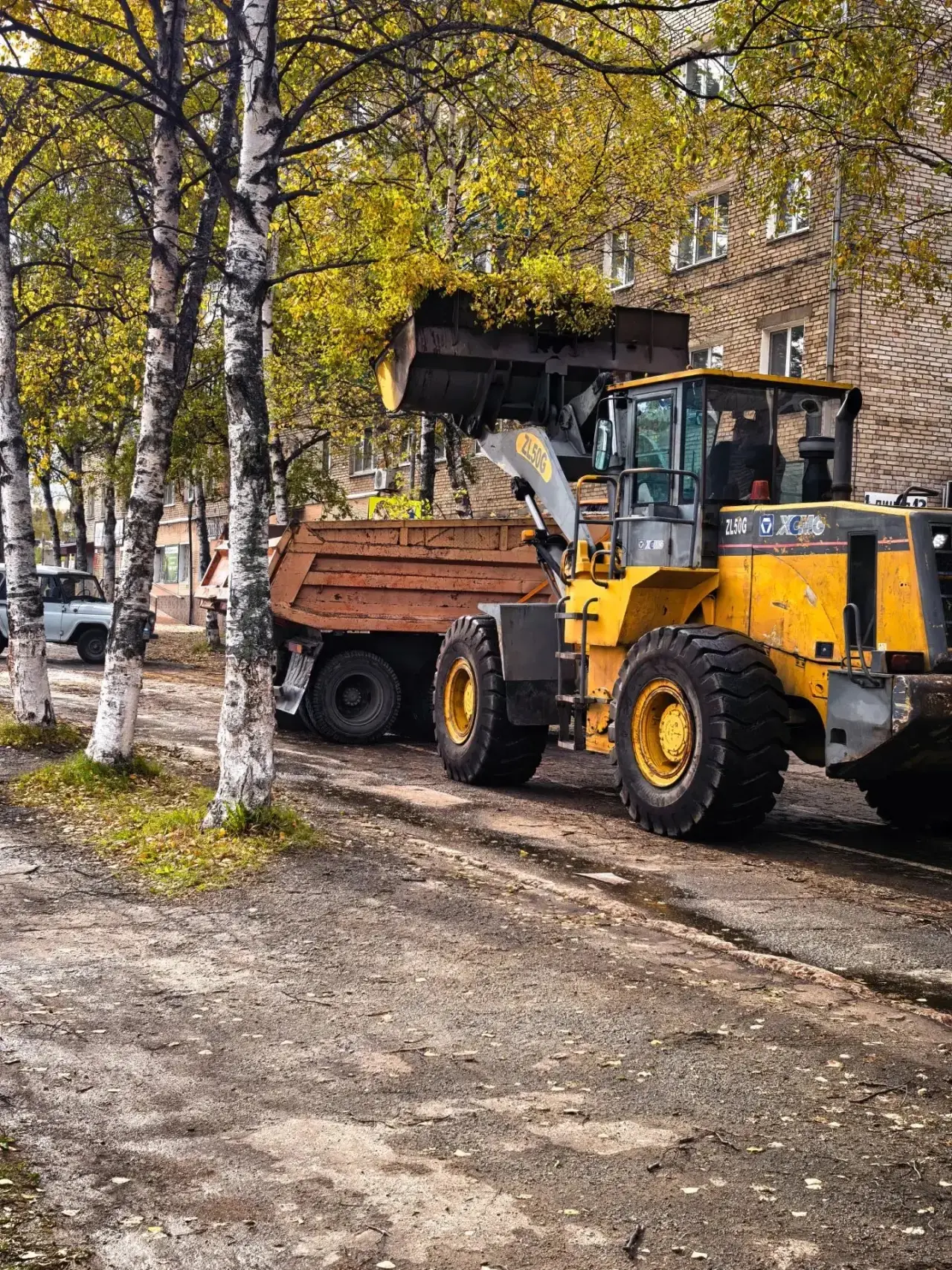 Продолжаем устранять последствия урагана.