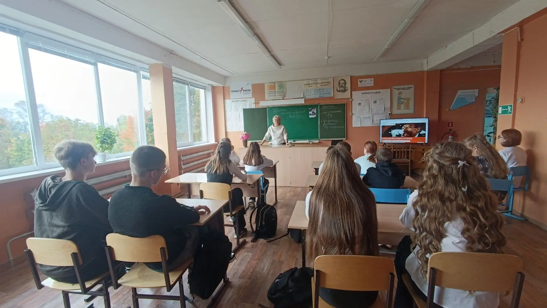 🔷 В понедельник, 7 сентября 2026 года, в школе прошло очередное занятие цикла «Разгово...