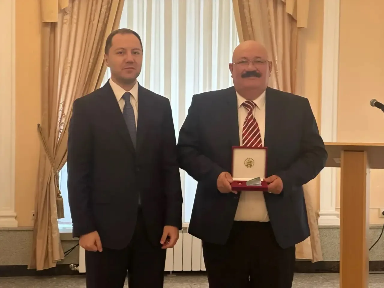 👩‍⚕️👨‍⚕️ НАШИ ГЕРОИ В БЕЛЫХ ХАЛАТАХ: Врачи и фельдшеры Чишминской ЦРБ получили высшие награды Башк