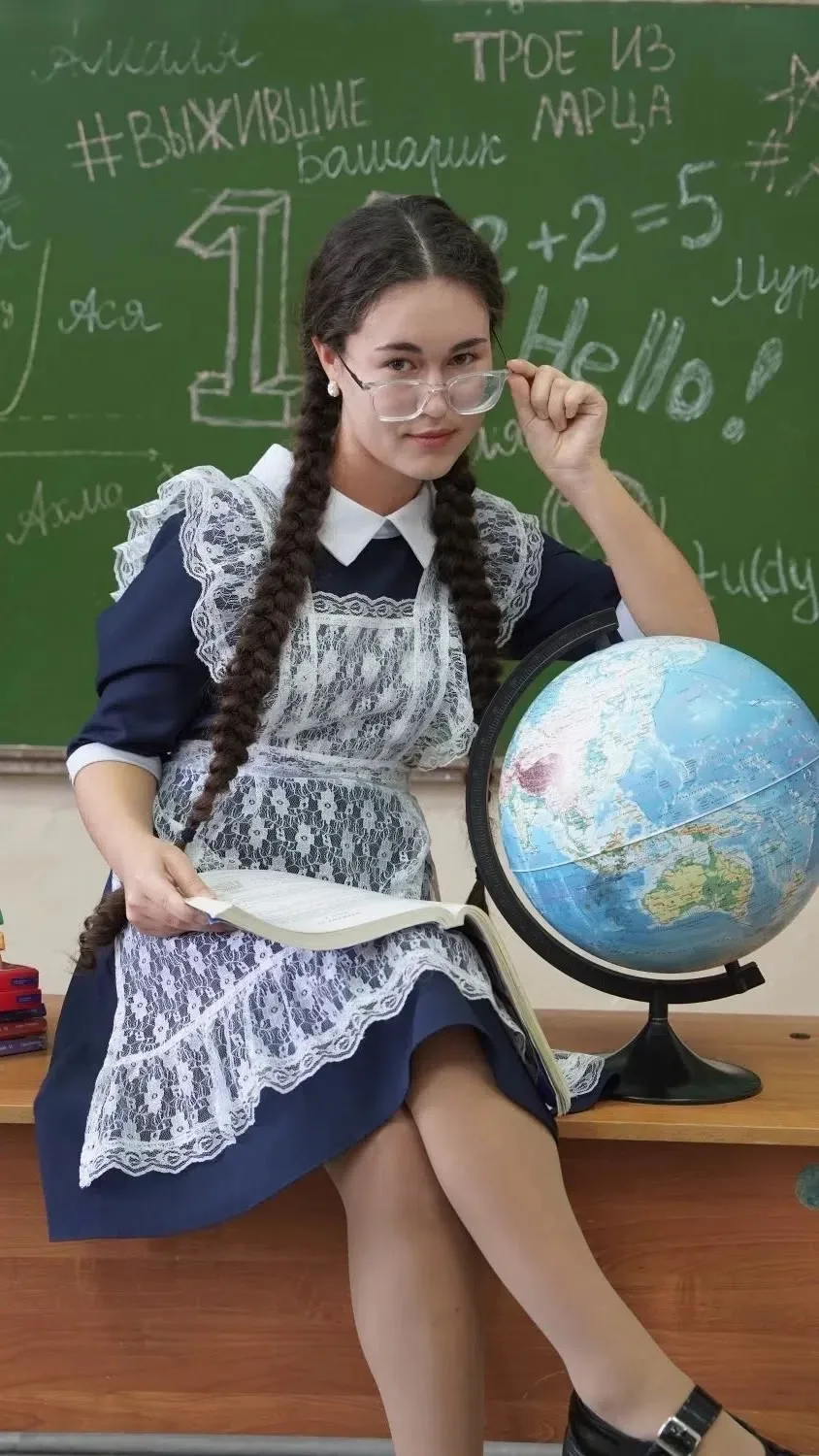 Сверкающие вершины русского языка! 🎓🌟**

Поздравляем наших выдающихся учеников с блестящими резуль