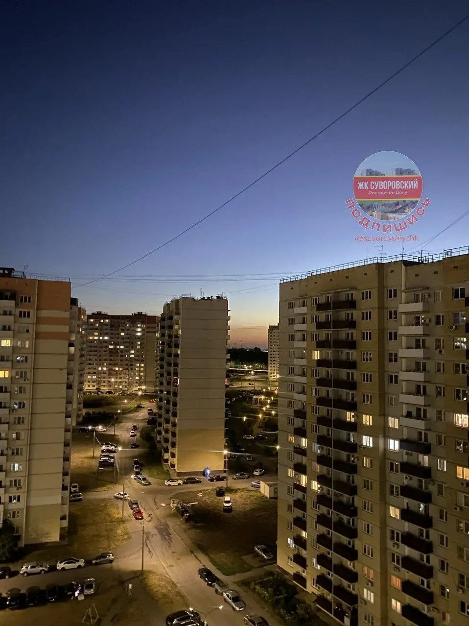 Суворовский в час, когда город засыпает. 🌆