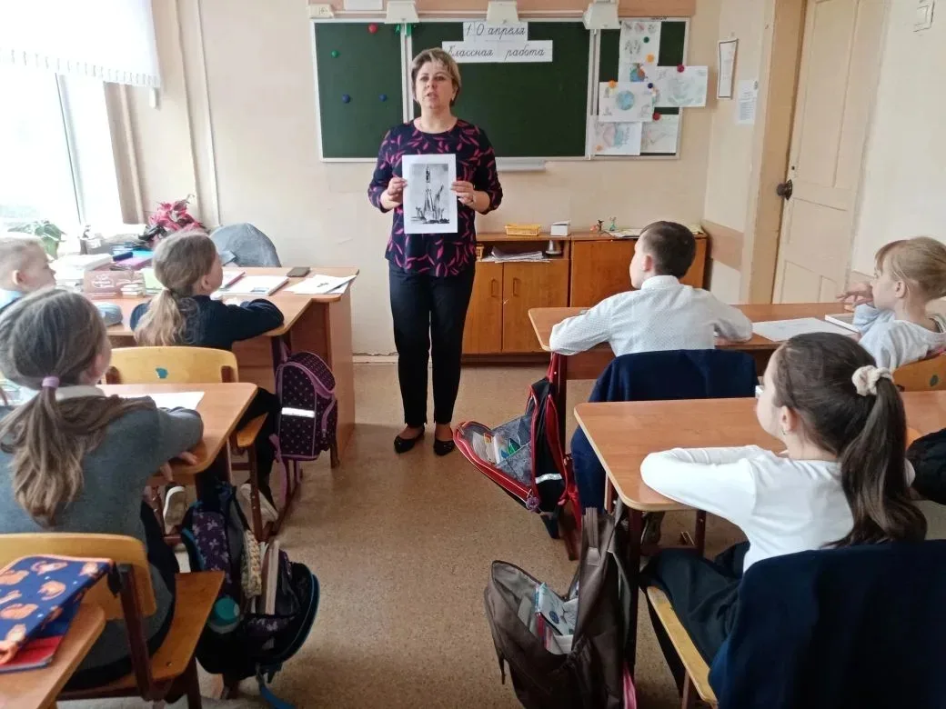 Делимся замечательным мероприятием!

В Суджанской средней общеобразовательной школе № 2 педагог допо