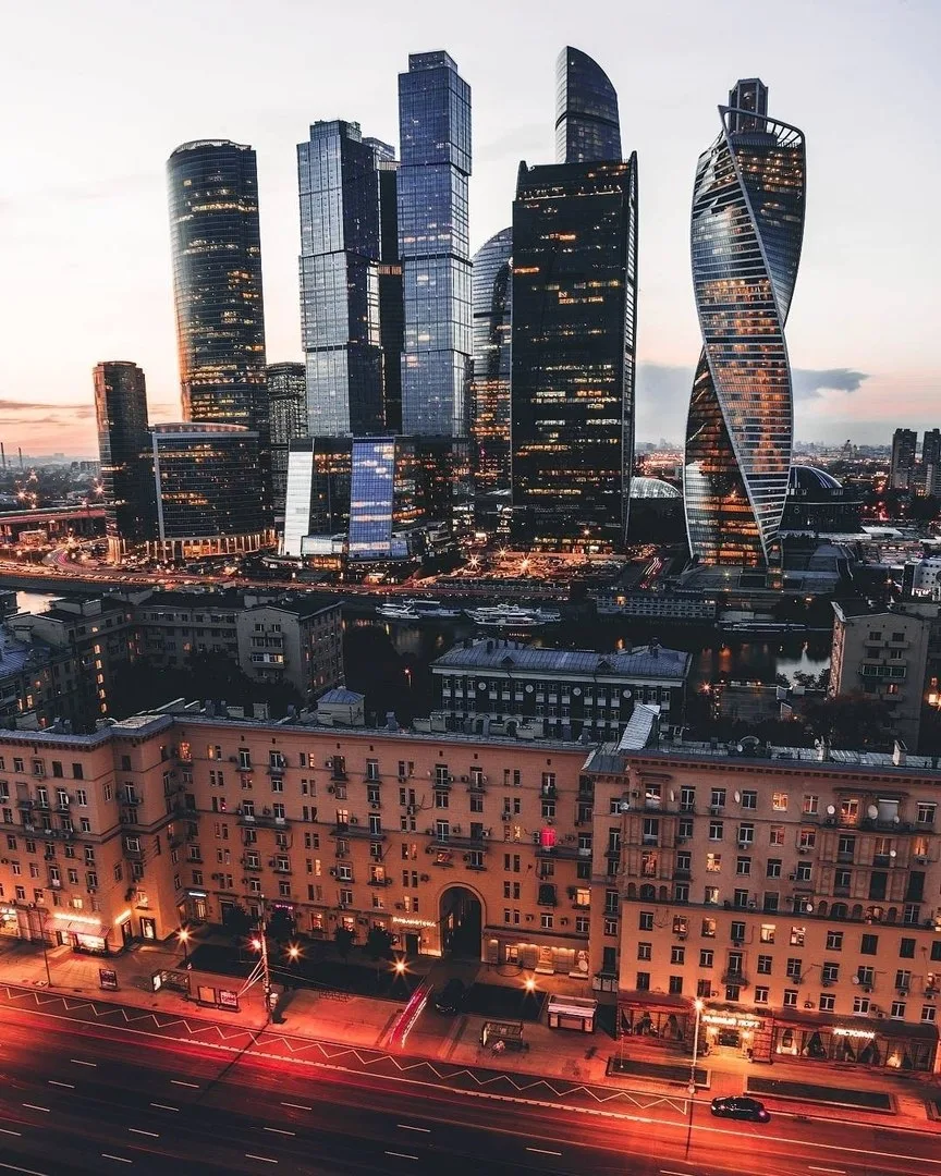 Прекрасных снов, Москва!